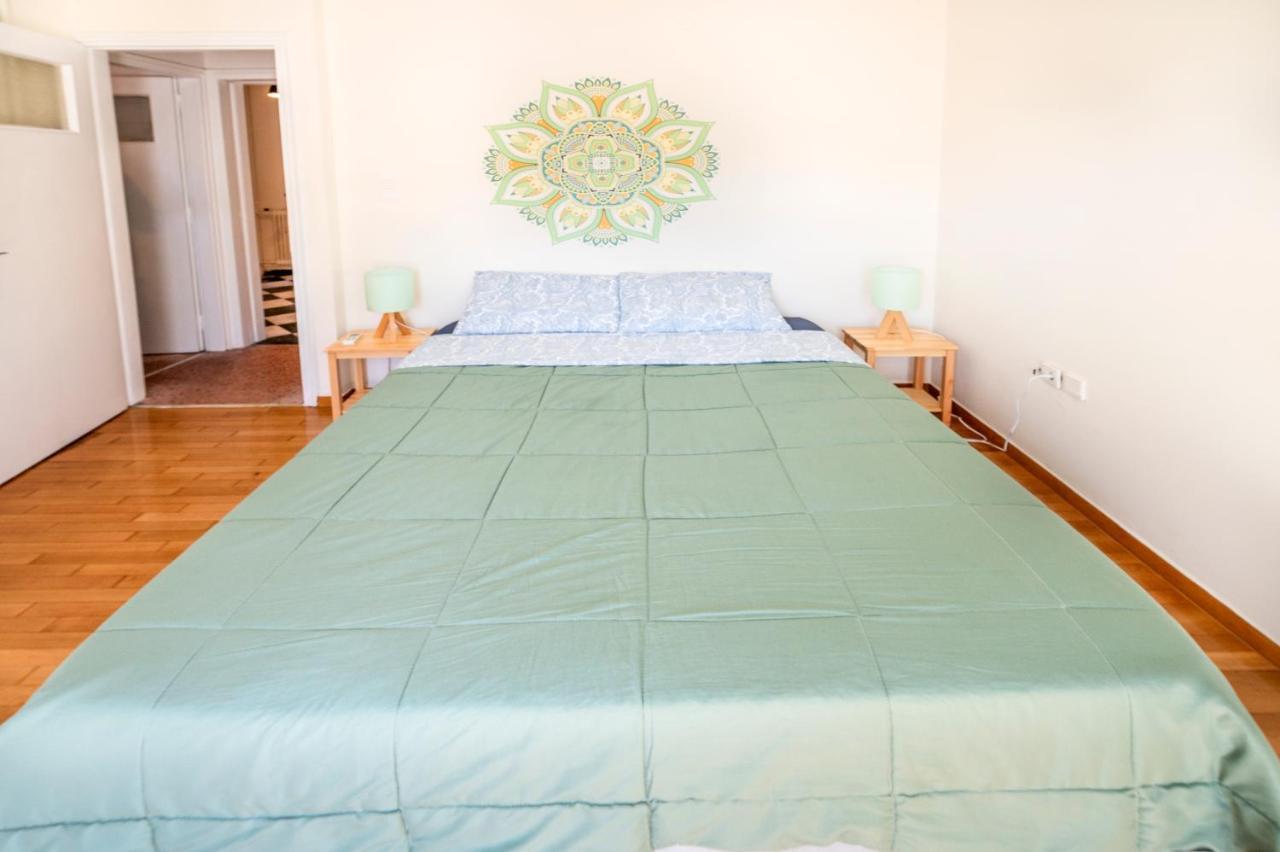 5Th Floor Boho Quircky Apartment Атина Екстериор снимка