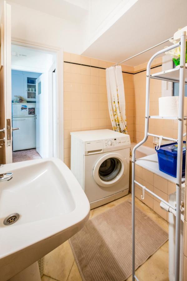 5Th Floor Boho Quircky Apartment Атина Екстериор снимка